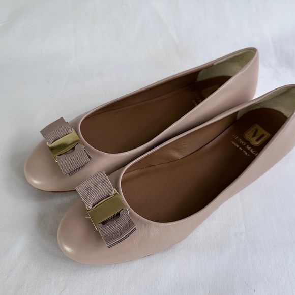 New Bruno Magli Mina Ballet Flat Size 39 Nude - Picture 2 of 8